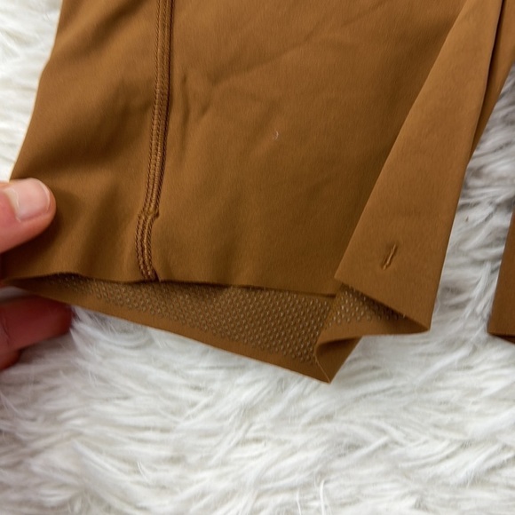Lululemon Base Pace High-Rise Short 8" Copper Brown - Picture 2 of 6